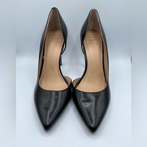 INC International Concepts Women’s Leather black pointed toe 4 inch heel.